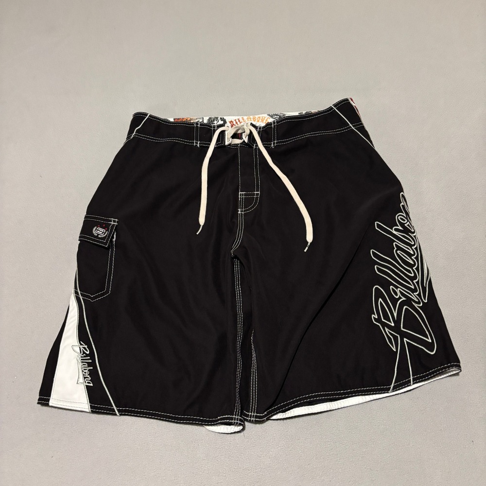 Billabong Mark Occhilupo Signature Board Shorts Mens 34x10 Black Red Paisley